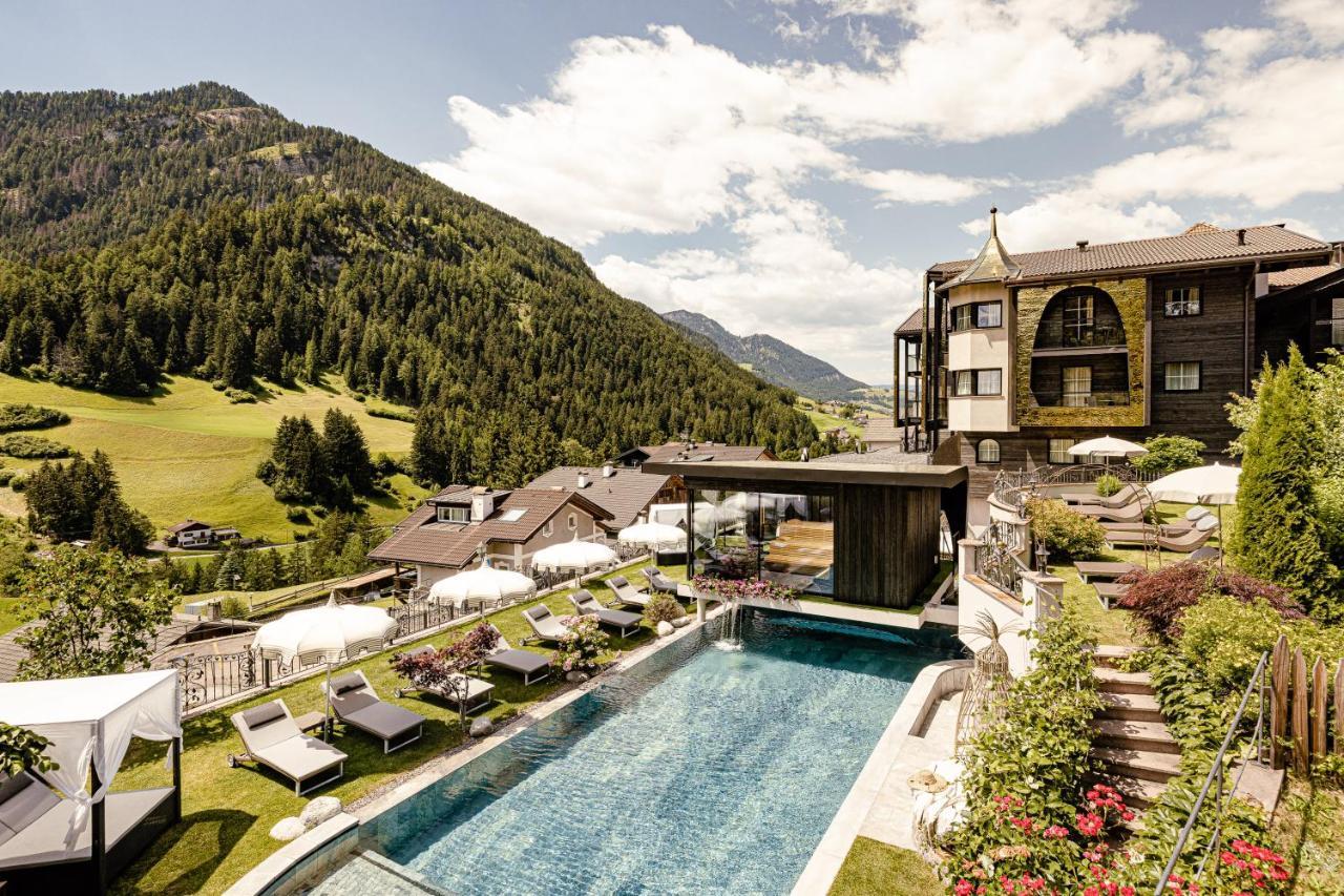 Alpin Garden Luxury Maison & Spa - Adults Only โอติเซ ภายนอก รูปภาพ